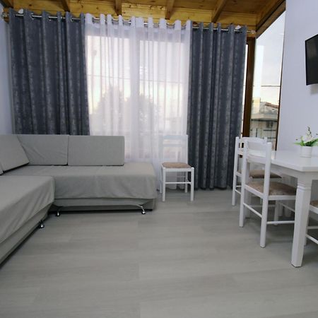 Garden Vila Ermali คซามิล ภายนอก รูปภาพ