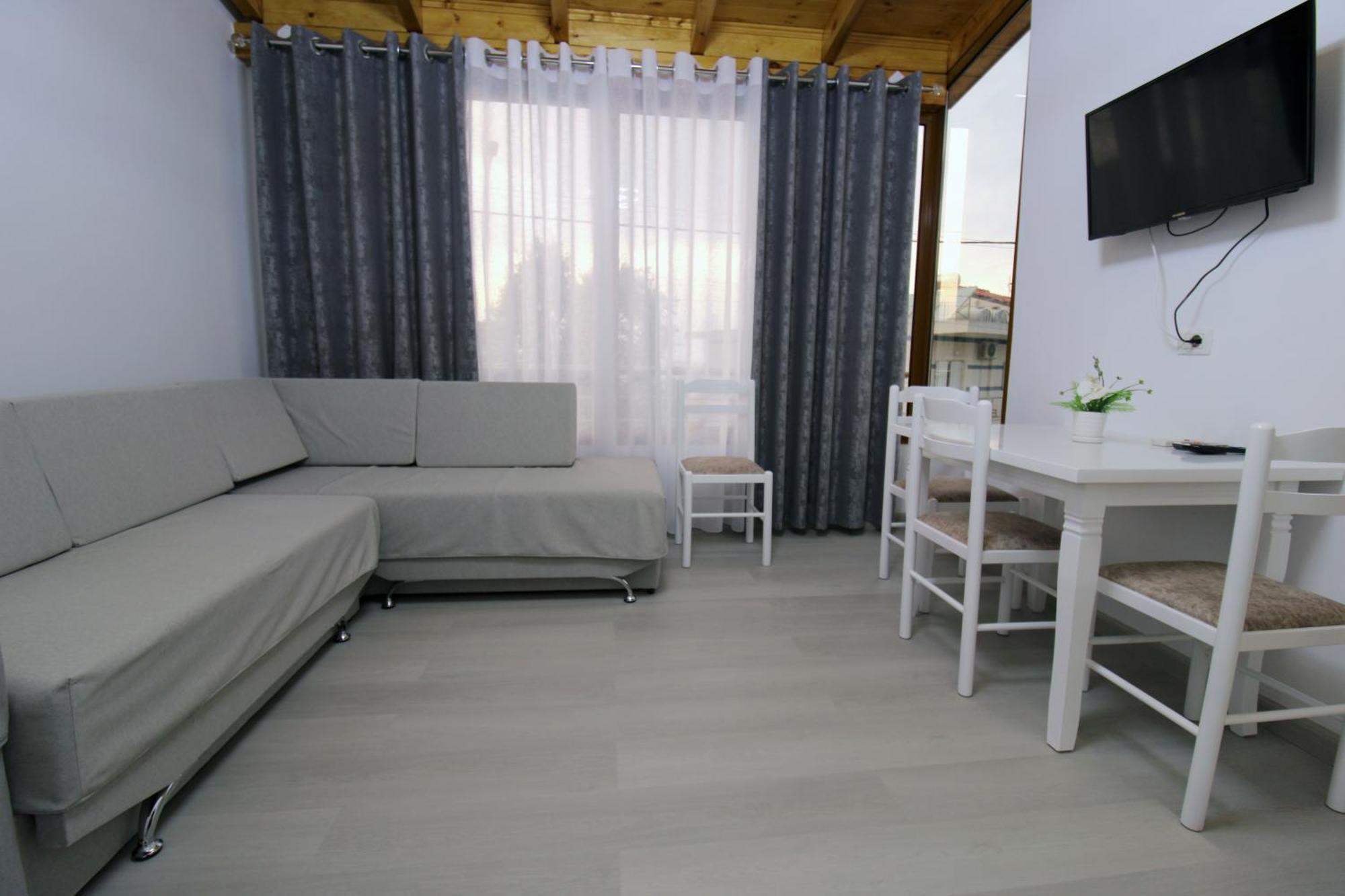 Garden Vila Ermali คซามิล ภายนอก รูปภาพ